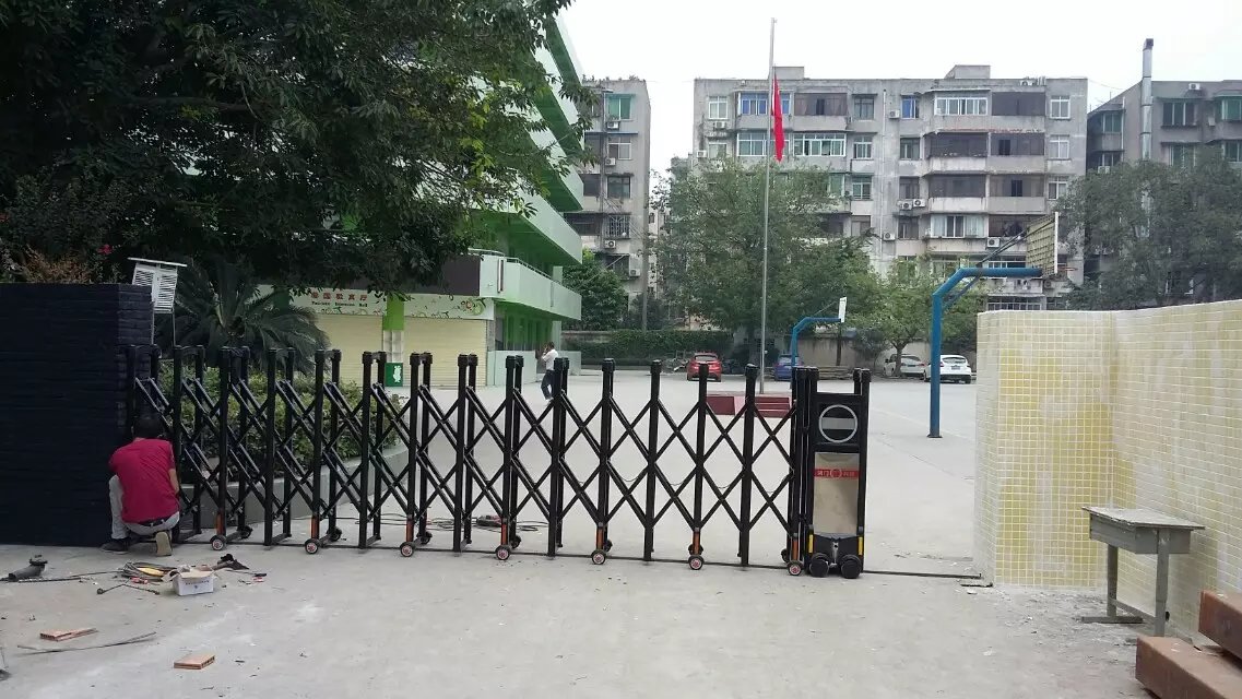 三沙三沙深圳市伸缩门